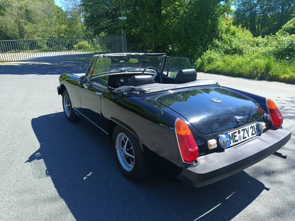 Image 12/29 of MG Midget 1500 (1979)