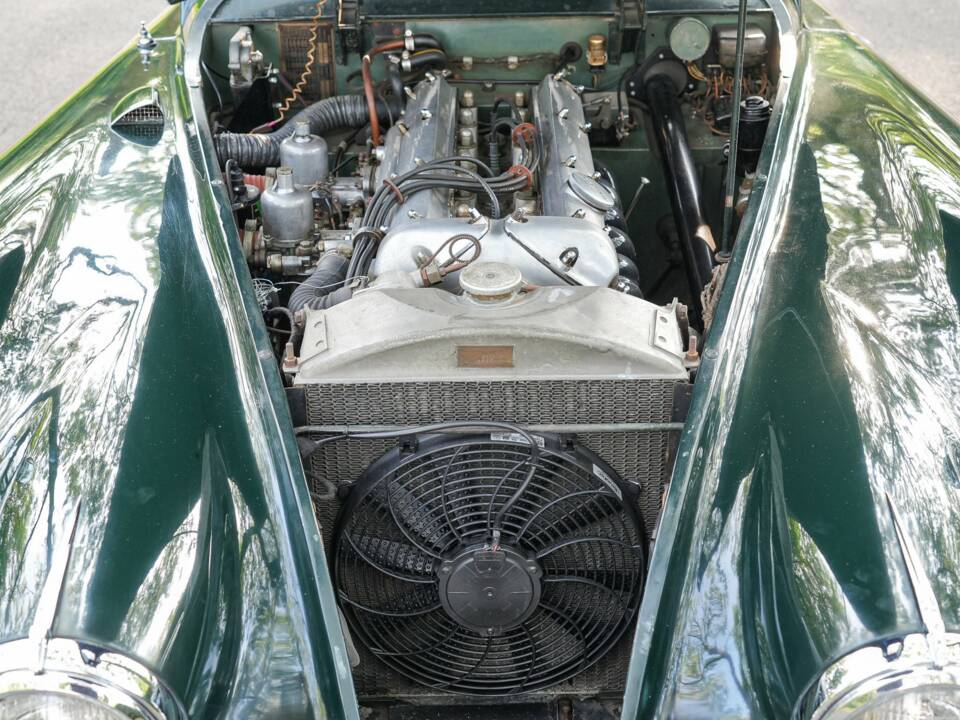 Image 50/50 of Jaguar XK 120 DHC (1953)