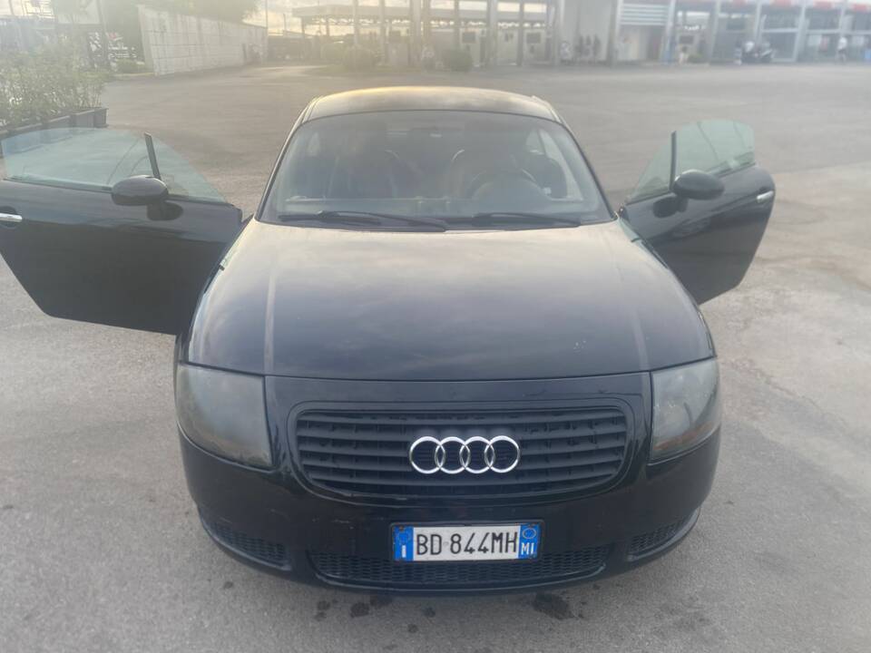Image 3/8 de Audi TT 1.8 T (1999)