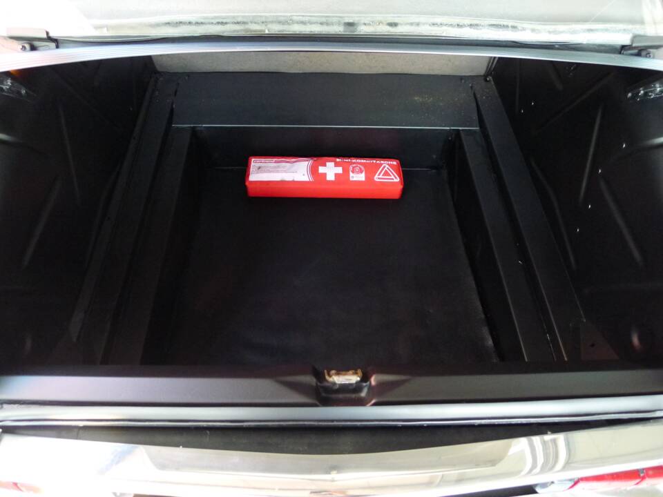 Afbeelding 11/13 van Citroën DS 20 A (1972)