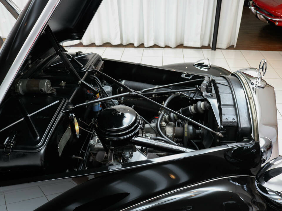 Bild 13/22 von Mercedes-Benz 170 S Cabriolet A (1952)