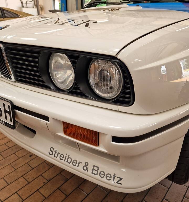 Image 40/70 of BMW M3 (1990)