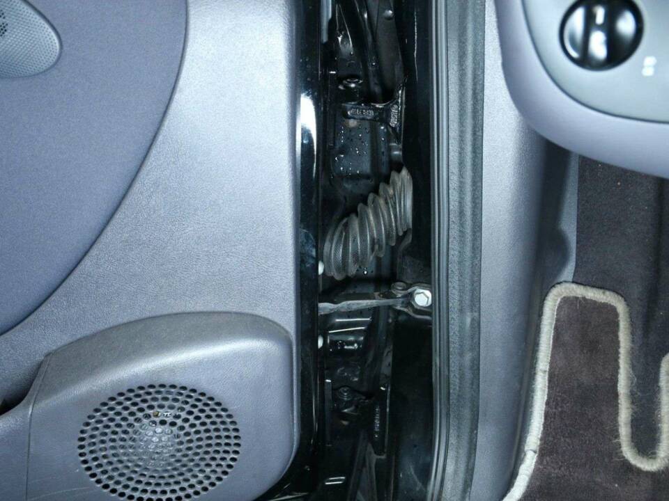 Image 11/50 of Mercedes-Benz A 210 Evolution (2002)