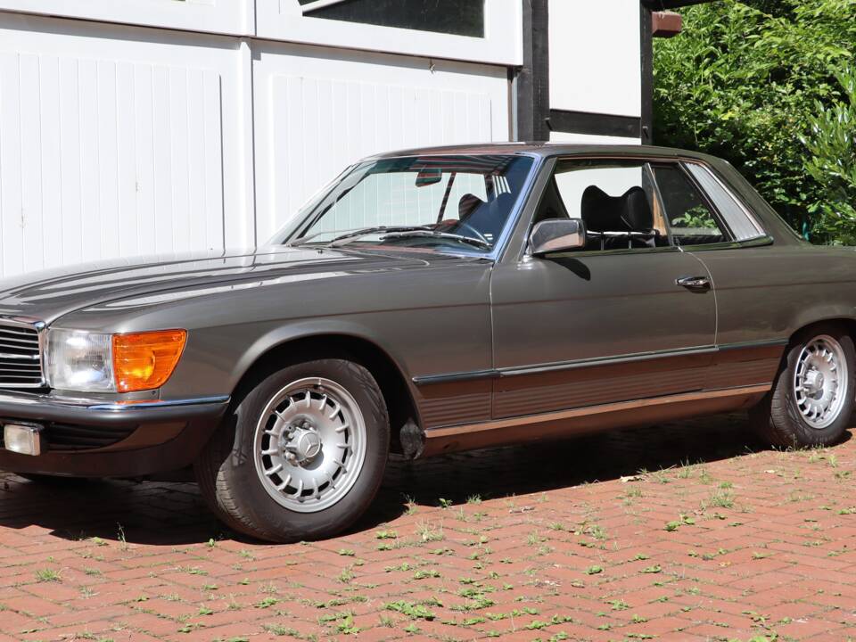 Image 6/59 of Mercedes-Benz 500 SLC (1980)