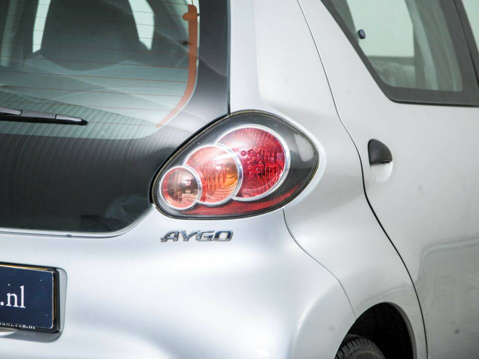 Image 27/48 of Toyota Aygo (2010)