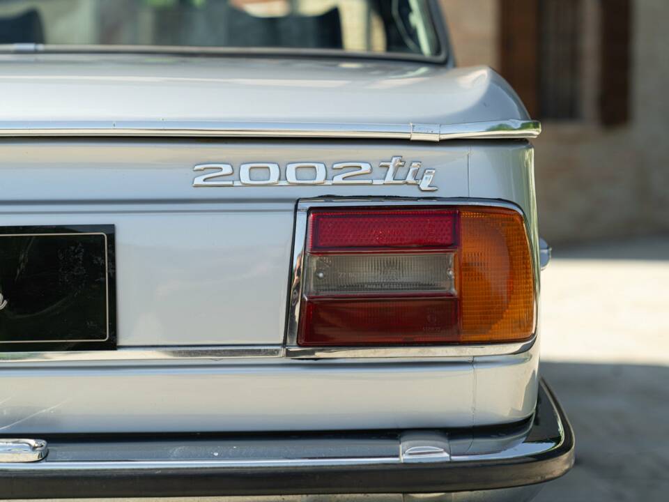 Image 16/50 of BMW 2002 tii (1975)