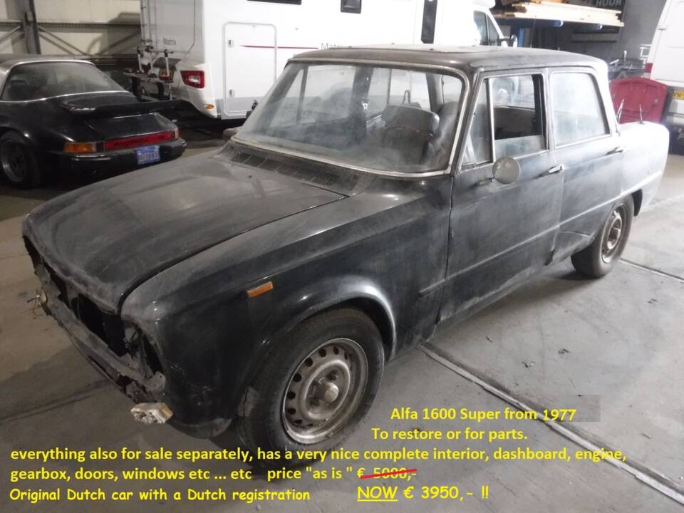 Afbeelding 35/40 van Alfa Romeo Giulia Nuova Super 1600 (1977)