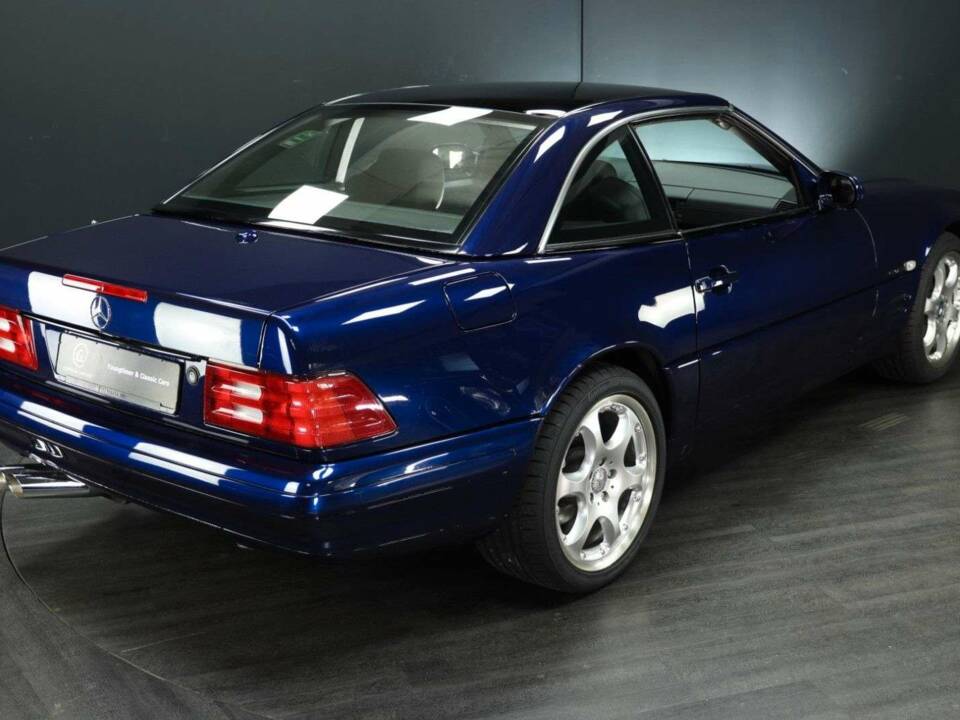 Imagen 2/30 de Mercedes-Benz SL 320 (2001)