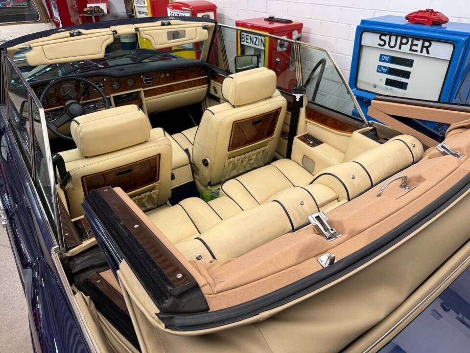 Bild 24/24 von Rolls-Royce Corniche I (1986)