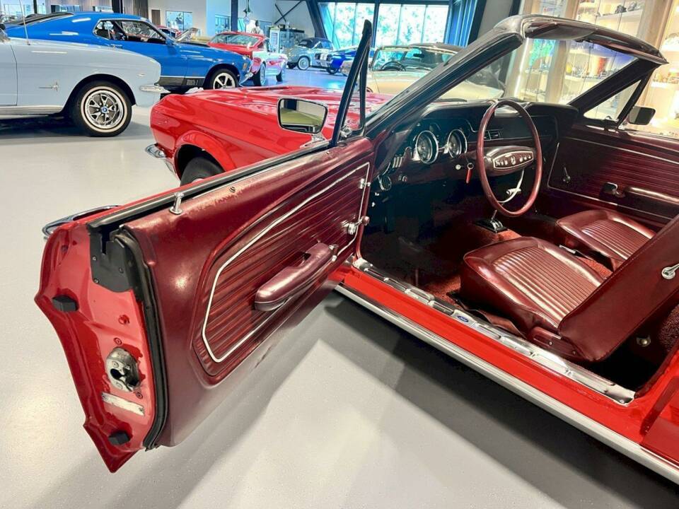 Bild 19/35 von Ford Mustang 200 (1968)