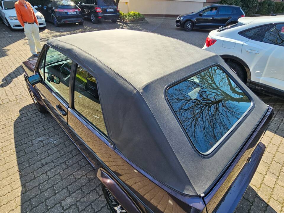 Image 7/14 of Volkswagen Golf Mk I Convertible 1.8 (1992)
