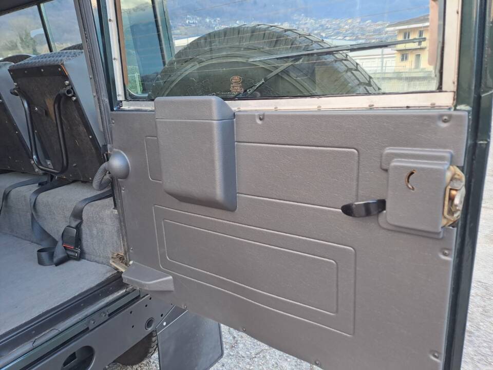 Immagine 26/83 di Land Rover Defender 90 Td5 (1999)