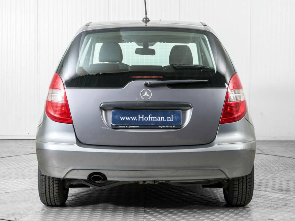 Bild 13/43 von Mercedes-Benz A 160 CDI (2010)