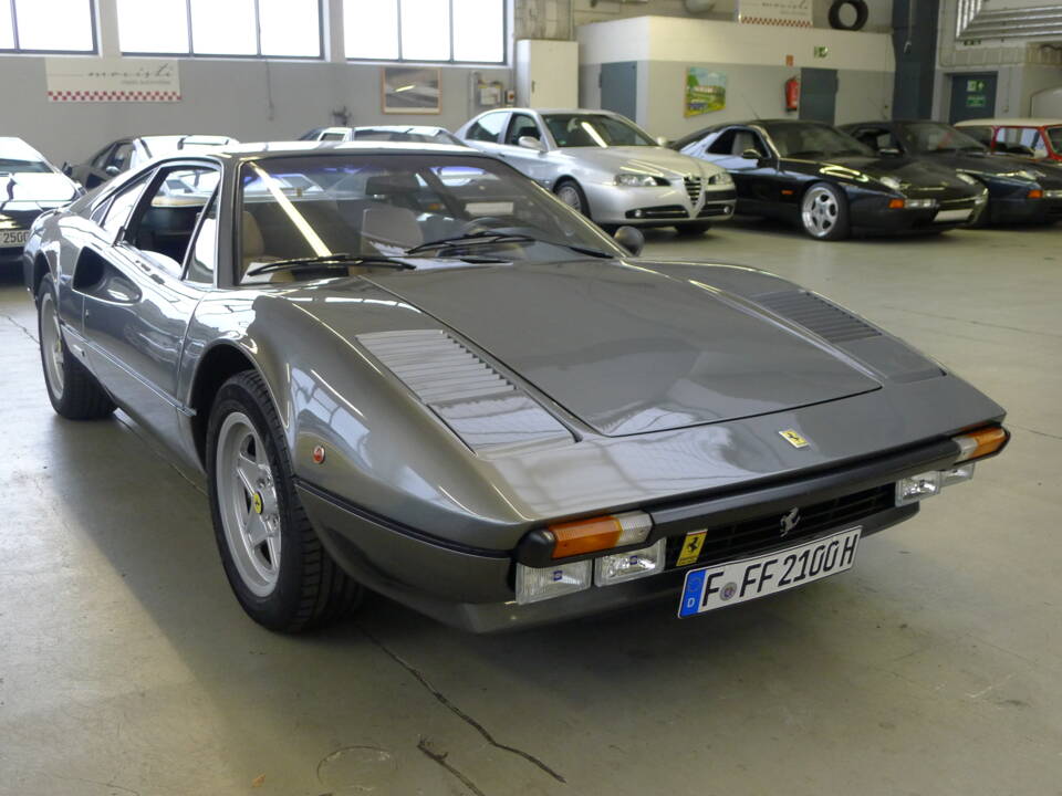 Bild 25/40 von Ferrari 308 GTB (1976)