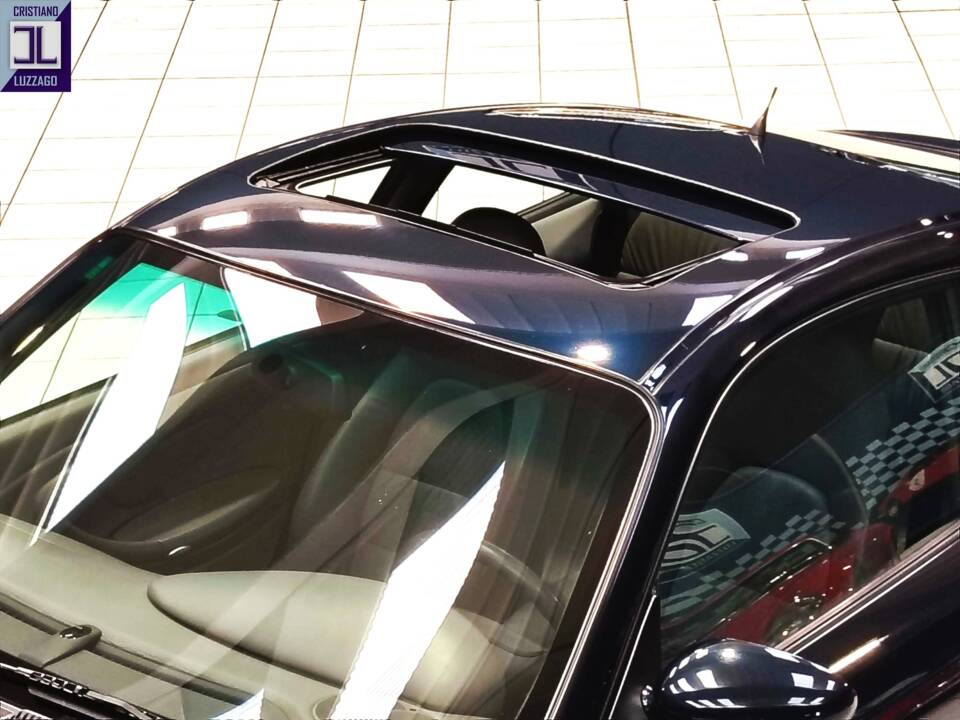 Bild 14/93 von Porsche 911 Carrera 4 (1998)