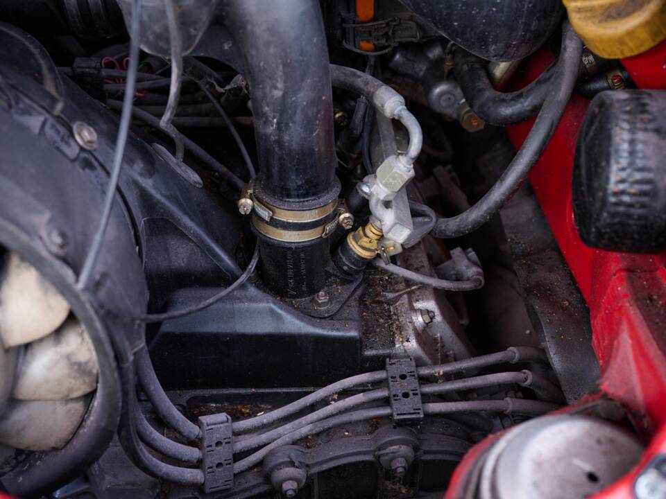 Afbeelding 29/50 van Porsche 911 Carrera 4 (1992)