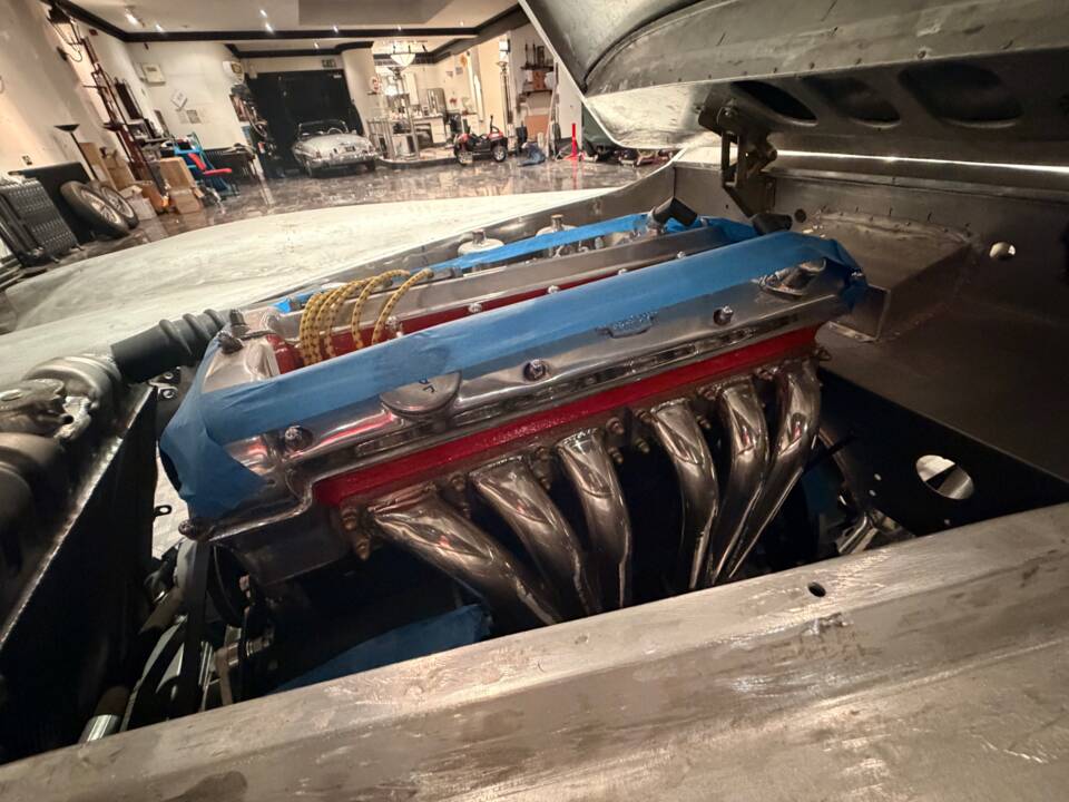 Immagine 23/39 di Jaguar XK 140 DHC (1955)