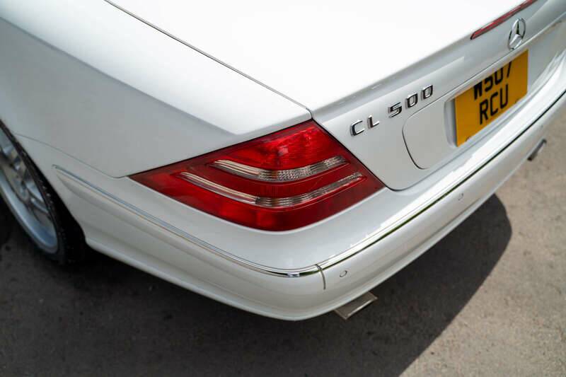 Bild 18/41 von Mercedes-Benz CL 500 (2000)
