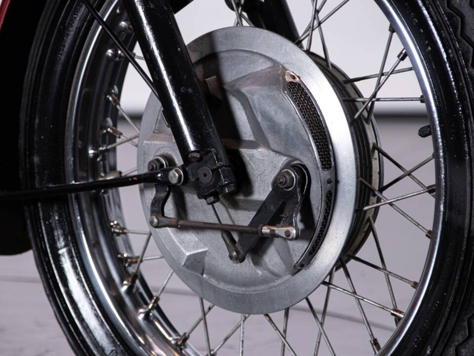 Bild 39/50 von Triumph T 100 Daytona (1969)