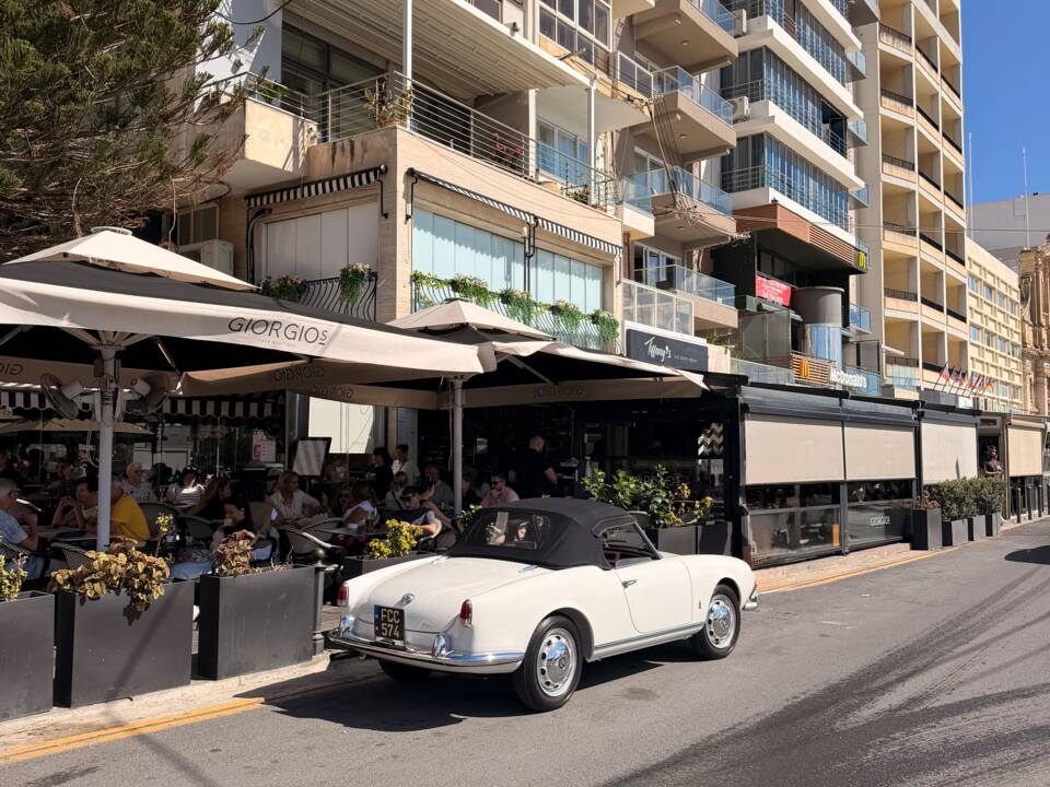 Image 72/72 of Alfa Romeo Giulietta Spider (1957)