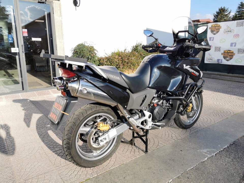 Bild 3/30 von Honda DUMMY (2004)