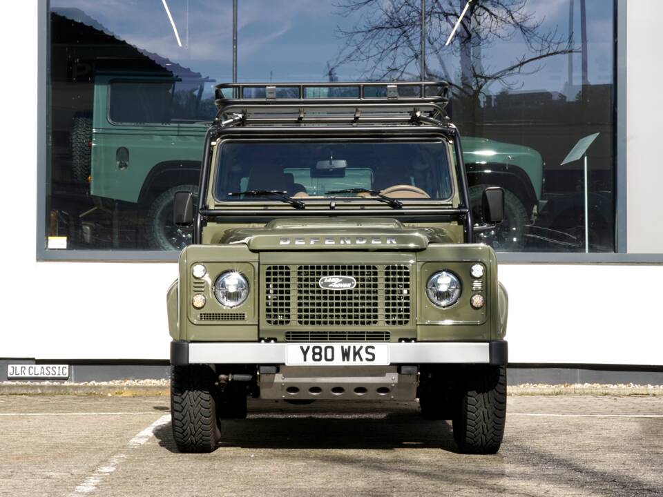 Afbeelding 2/32 van Land Rover Defender 90 Works V8 (2014)