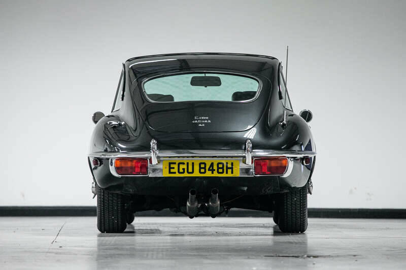 Image 7/28 de Jaguar E-Type (1970)