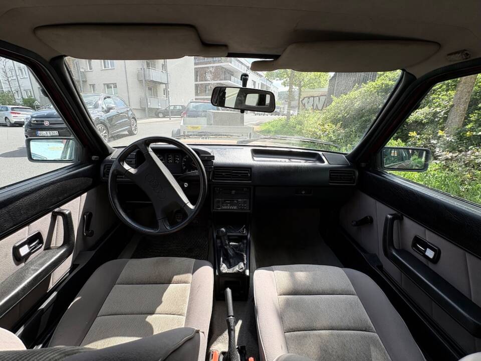 Image 13/32 of Audi 80 1.6 (1986)