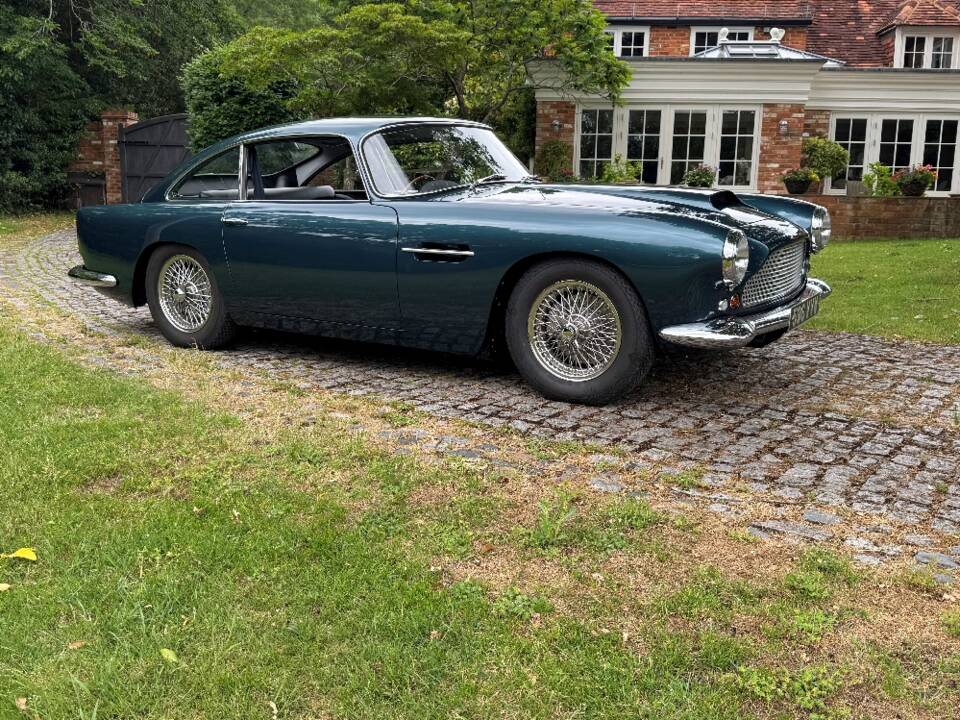Image 7/30 de Aston Martin DB 4 (1959)