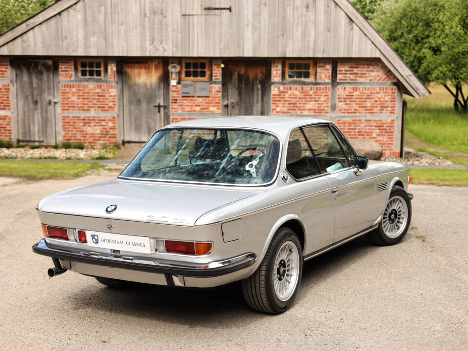 Image 4/95 of BMW 3.0 CSi (1975)