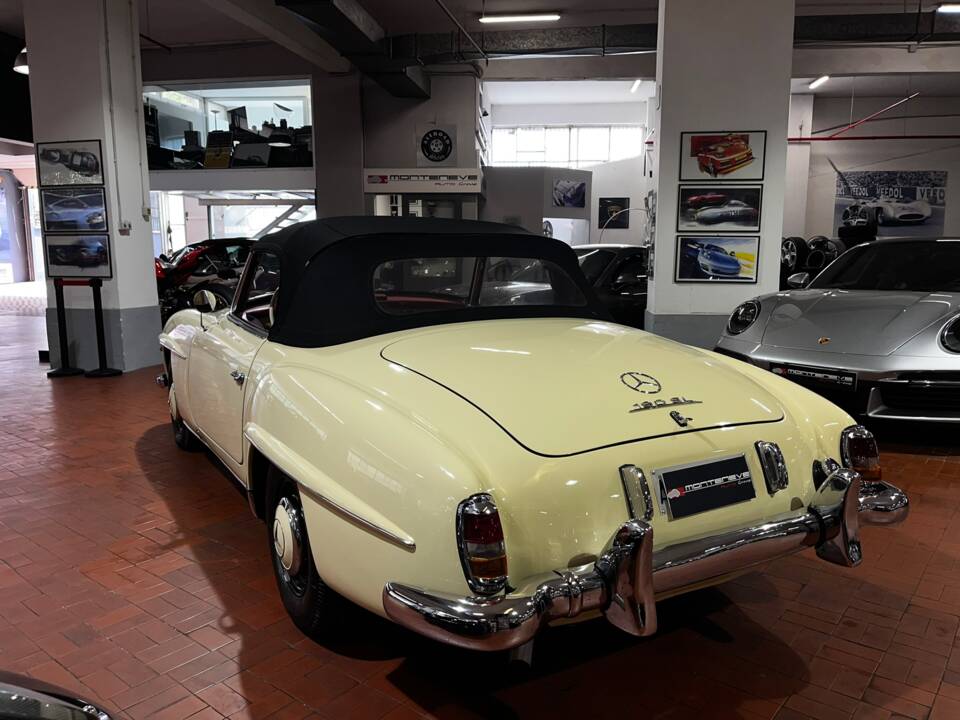 Image 4/58 of Mercedes-Benz 190 SL (1955)