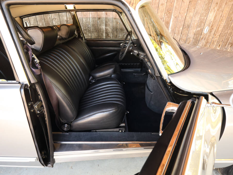 Bild 17/98 von Citroën DS 23 (1974)