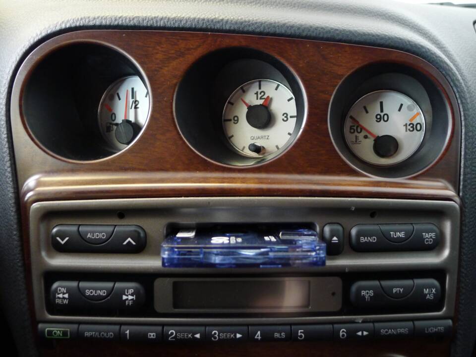 Imagen 43/49 de Alfa Romeo 156 2.0 TS 16V (1999)