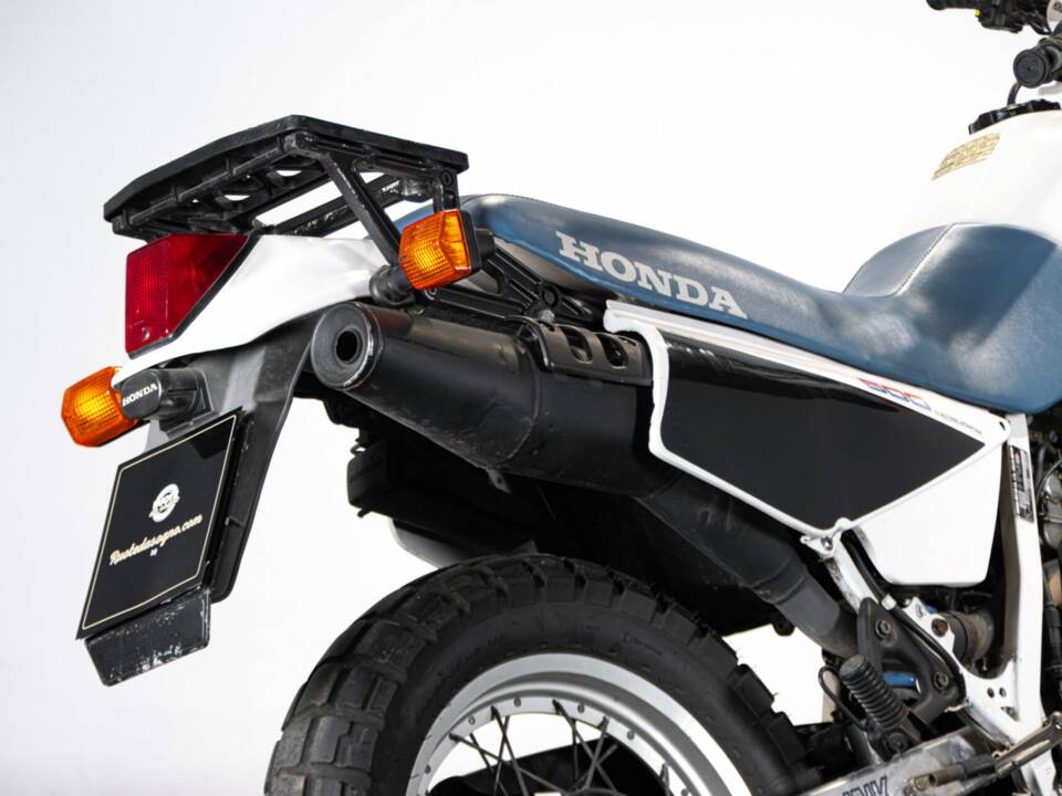 Image 22/45 of Honda XL 600 LM (1988)