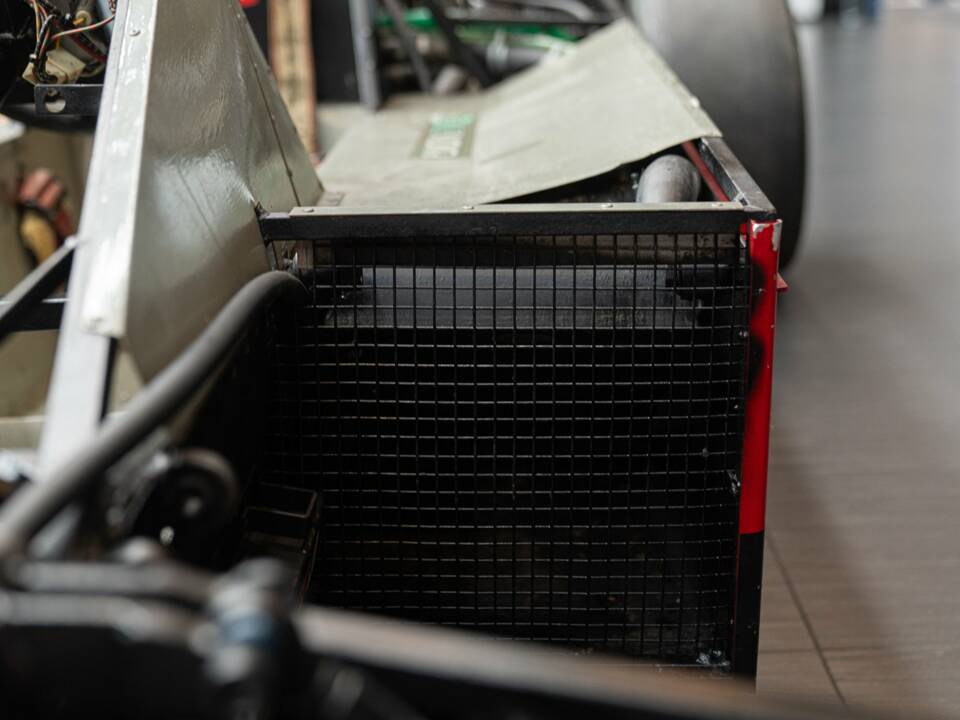 Image 45/50 of Alfa Romeo Formula Alfa Boxer (1987)
