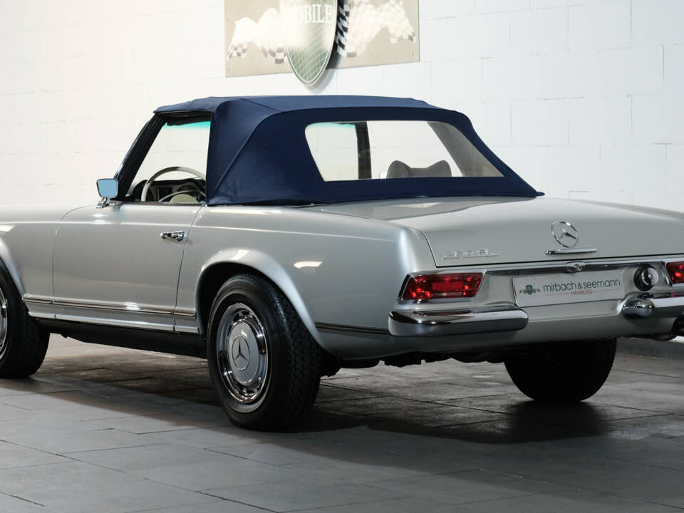 Image 3/36 of Mercedes-Benz 280 SL (1969)