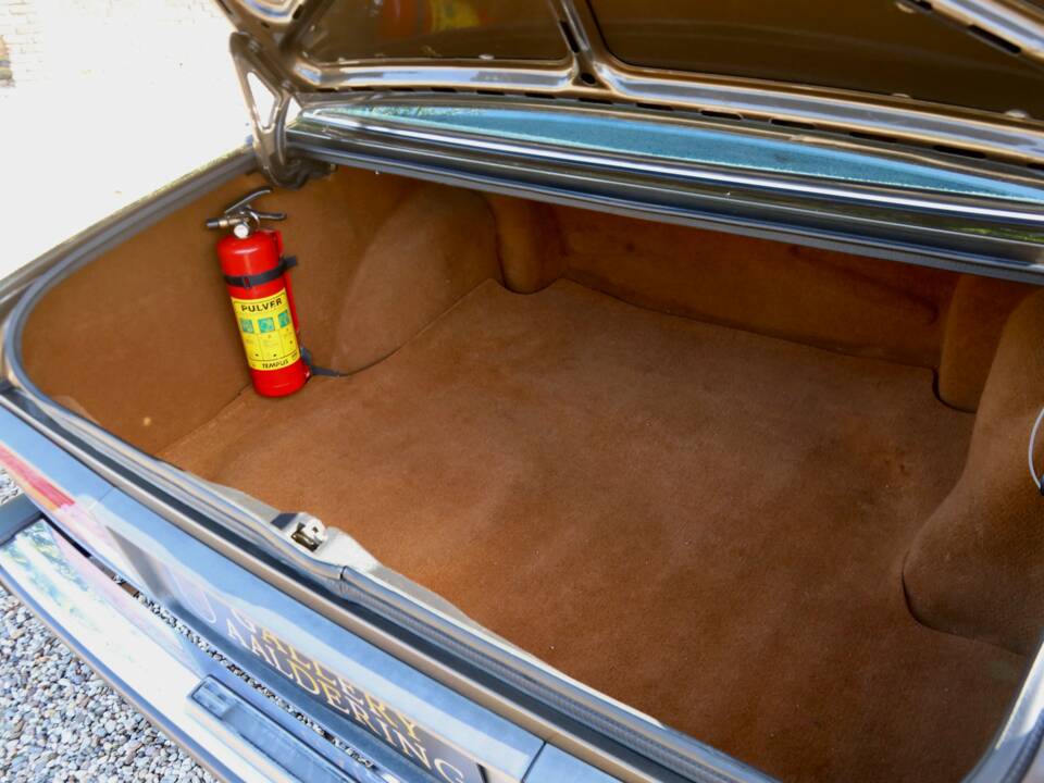 Bild 16/50 von Alfa Romeo Alfetta 2.0 (1984)