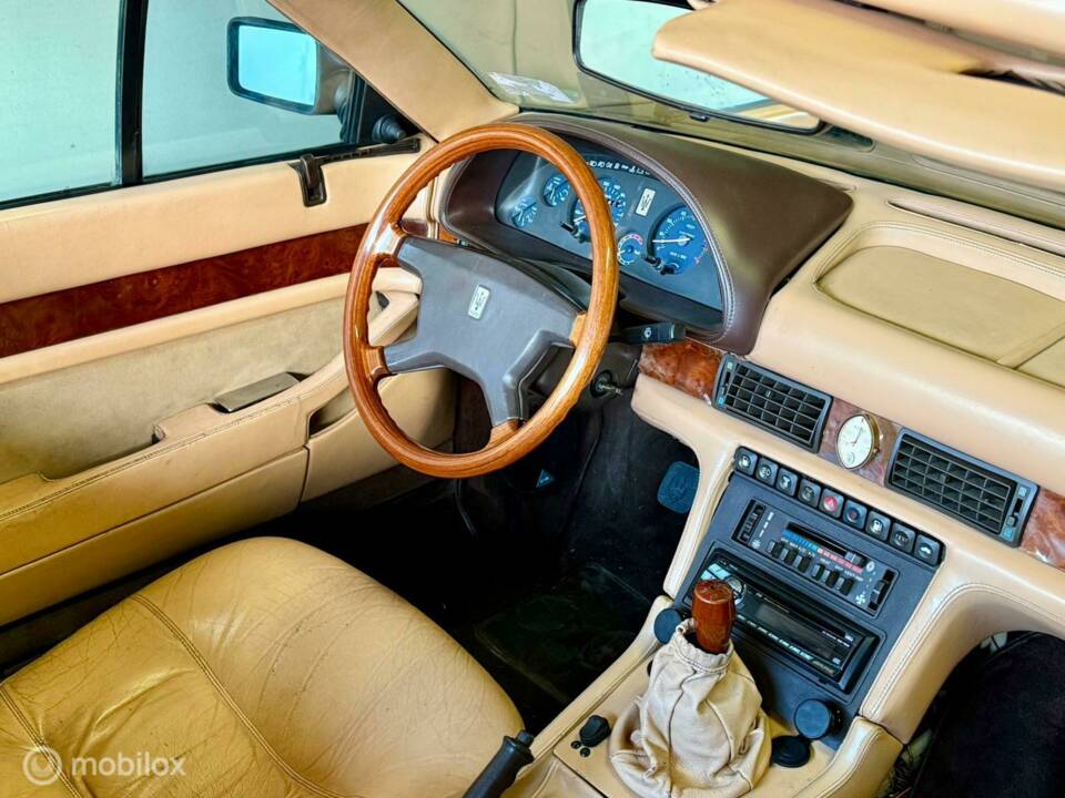 Immagine 14/34 di Maserati Biturbo Spyder (1987)