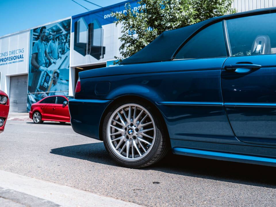 Imagen 9/37 de BMW 325Ci (2002)