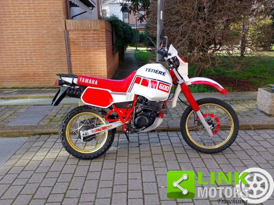 Image 3/10 of Yamaha DUMMY (1987)