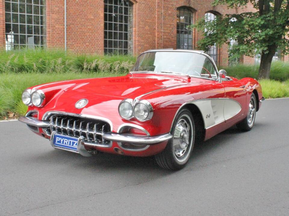 Image 1/21 of Chevrolet Corvette (1959)
