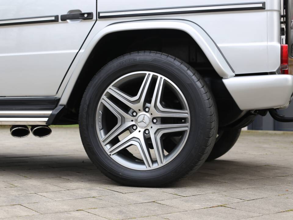 Image 11/64 of Mercedes-Benz G 400 CDI (LWB) (2004)