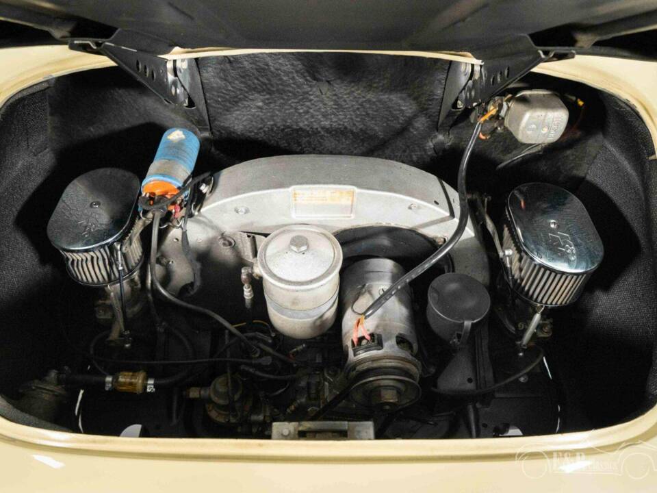 Immagine 18/19 di Porsche 356 B 1600 Super Karmann-Hardtop (1961)