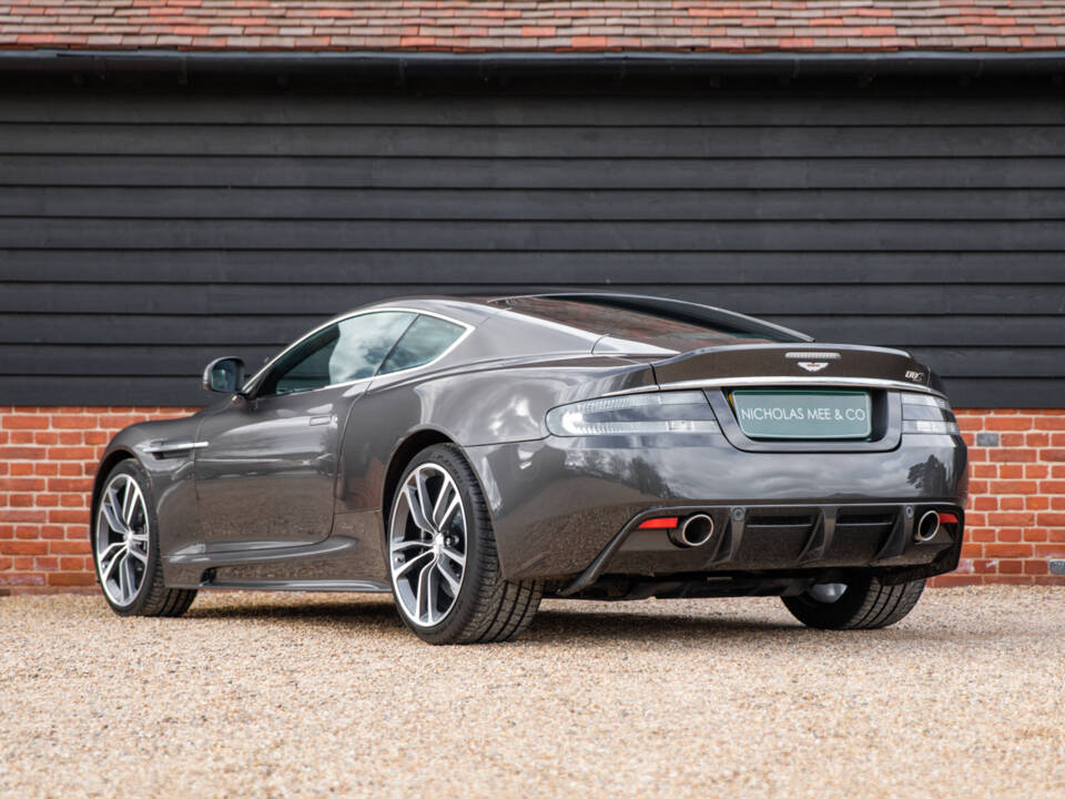 Bild 3/71 von Aston Martin DBS (2011)