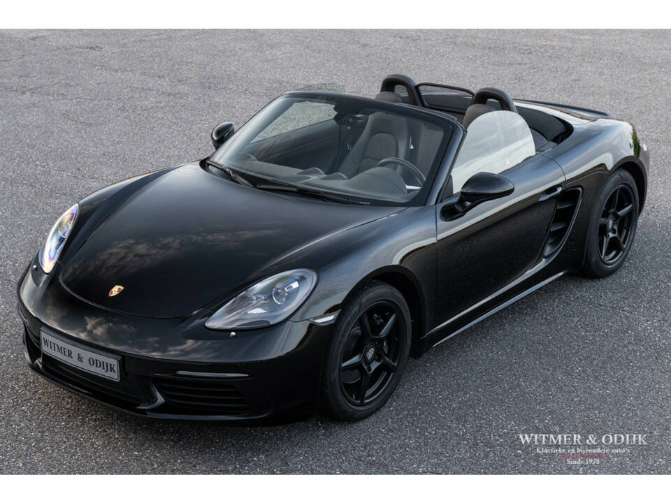 Image 14/30 of Porsche 718 Boxster (2016)