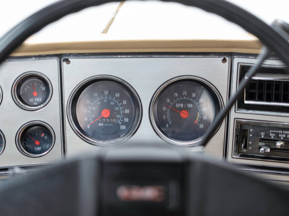Bild 17/34 von GMC Jimmy (1979)