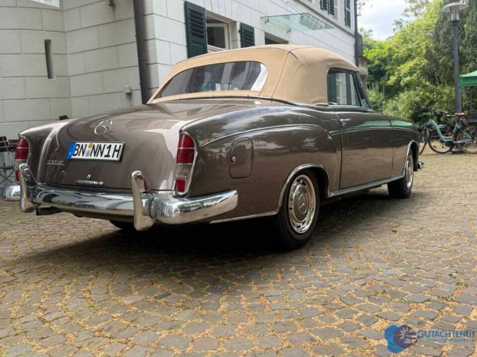 Bild 3/10 von Mercedes-Benz 220 SE Cabriolet (1959)