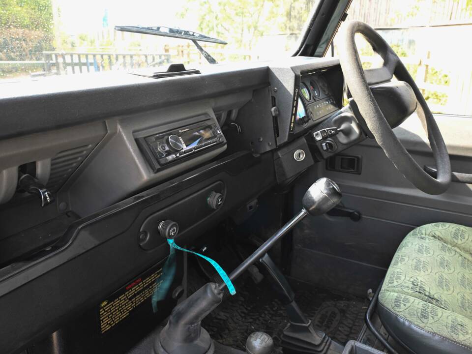 Image 14/50 of Land Rover Defender 110 300Tdi (1998)