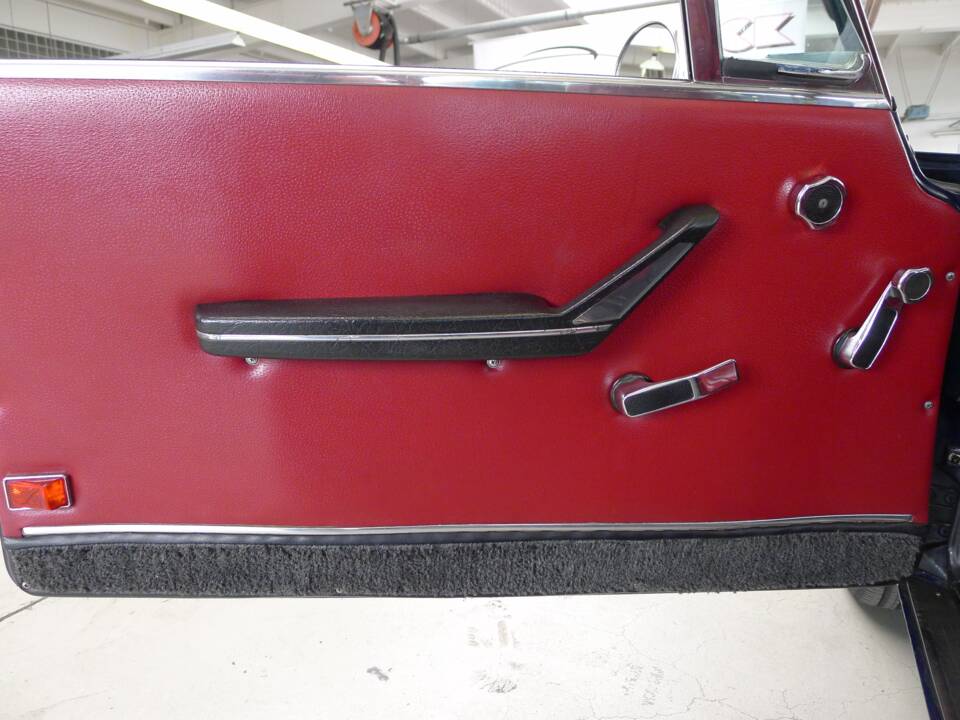Bild 42/42 von Alfa Romeo 2000 GT Veloce (1975)