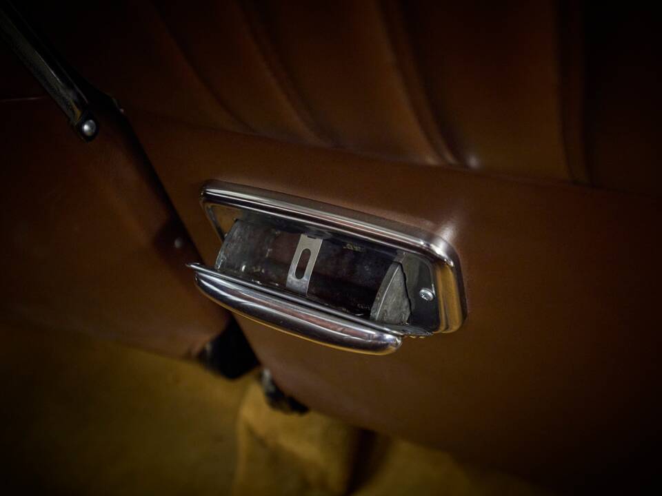 Image 85/99 of Citroën DS 23 Injection (1973)